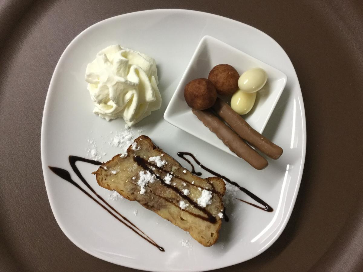 Hotel Restaurant Du Causse 생시르크라포피 외부 사진