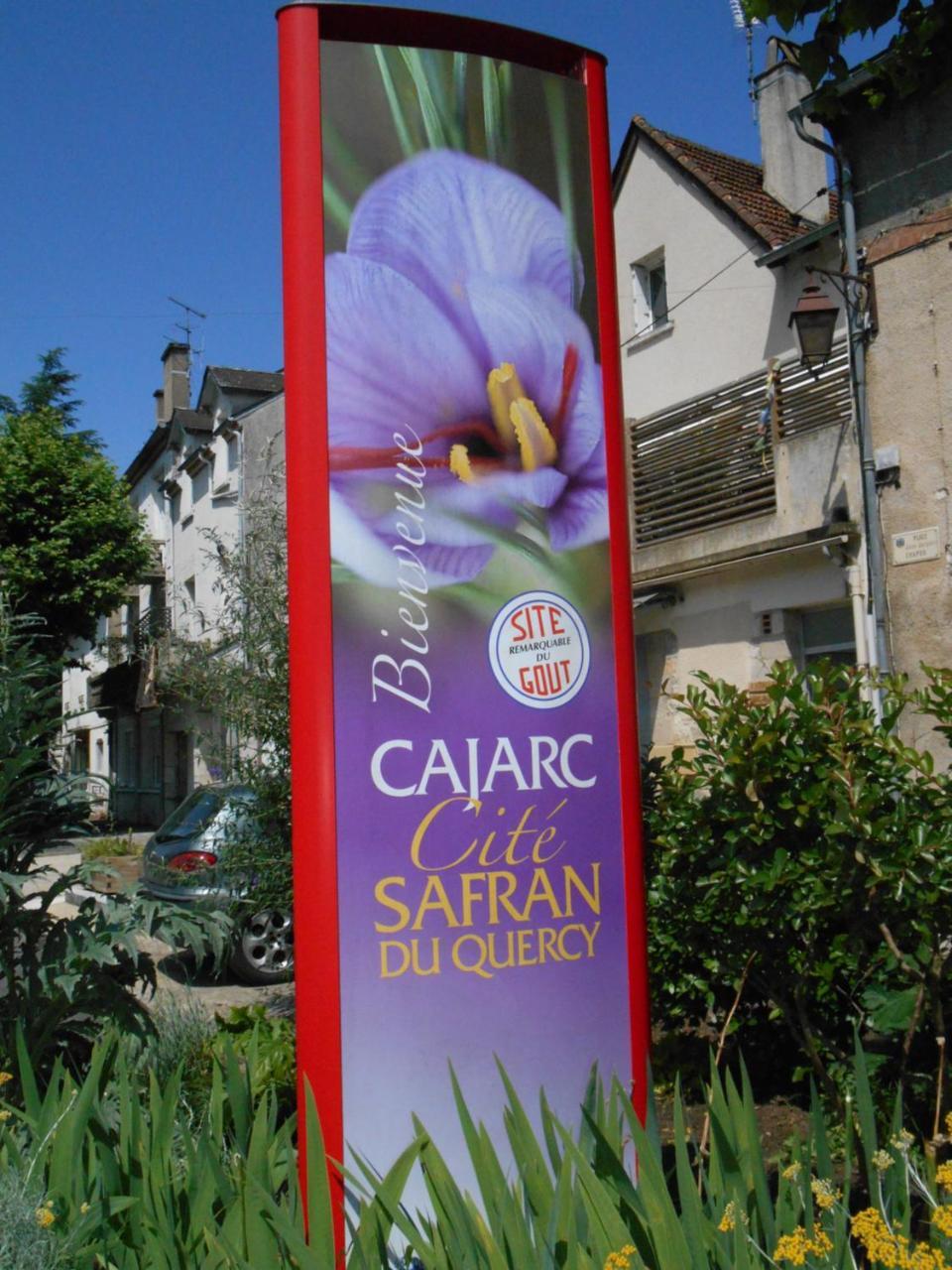 Hotel Restaurant Du Causse 생시르크라포피 외부 사진